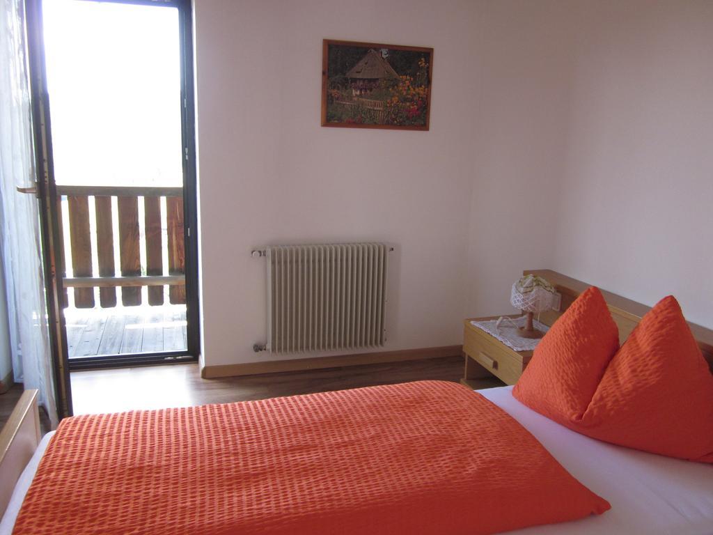 Gasthof Zum Roessl San Genesio Atesino Szoba fotó