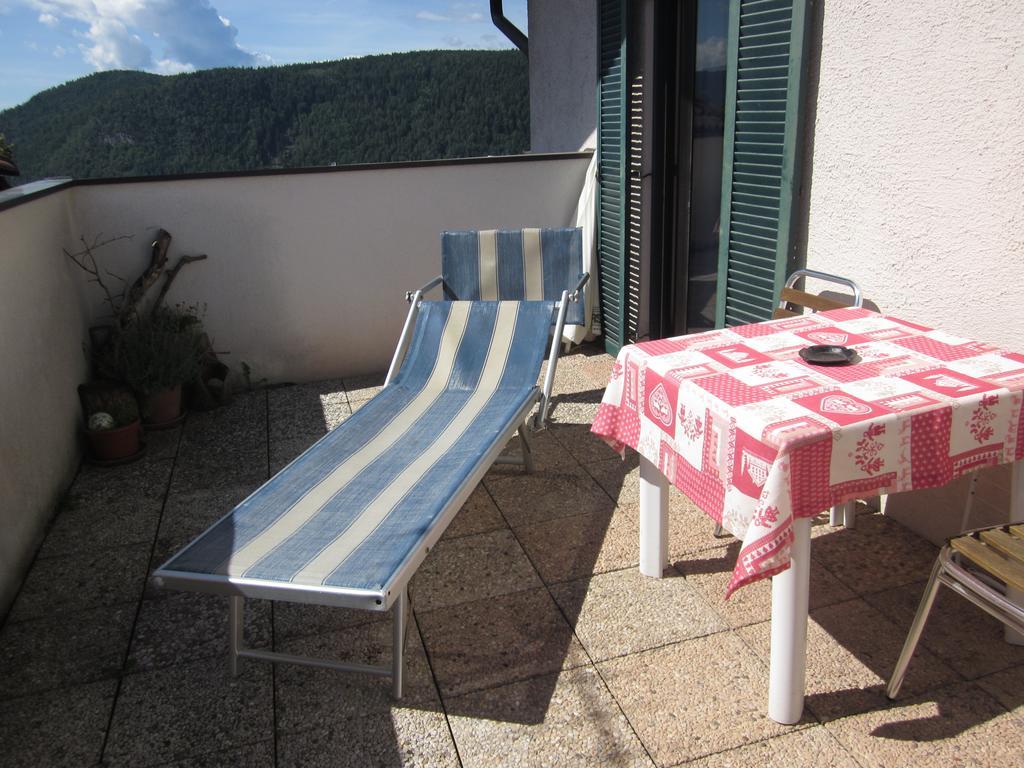 Gasthof Zum Roessl San Genesio Atesino Szoba fotó