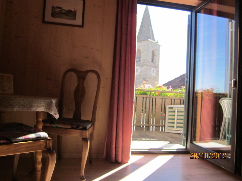 Gasthof Zum Roessl San Genesio Atesino Szoba fotó